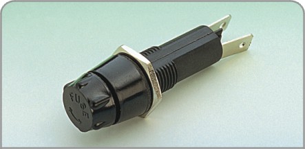 面板安裝型保險絲座